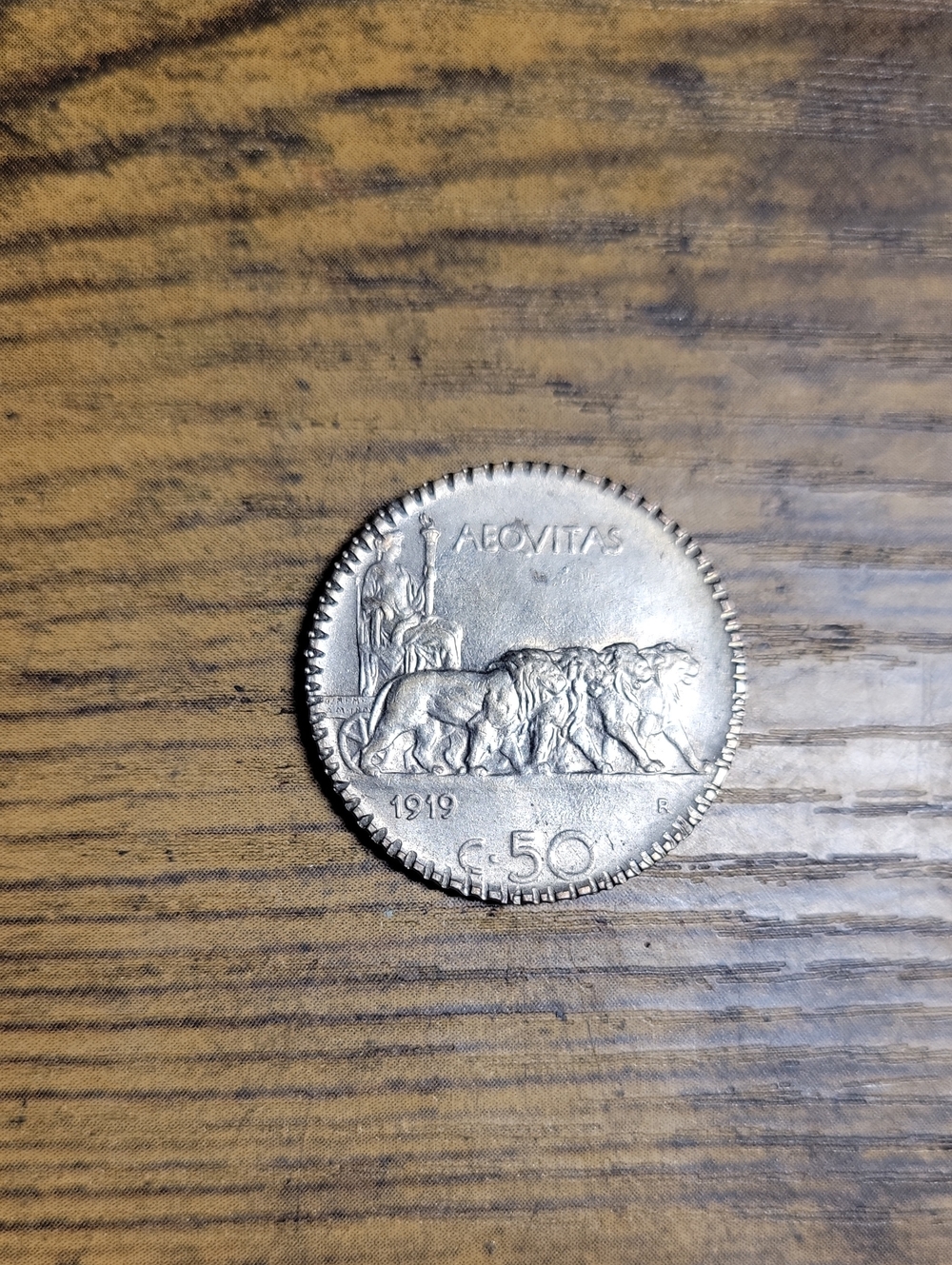 Vintage 1919 Italy 50 Centesimi Coin - Silver Tones